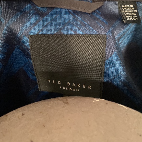 Ted Baker small waterproof bomber - Picture 3 of 3